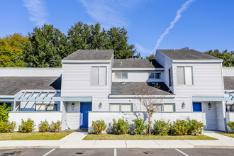 Regency Place Apartments in Jacksonville, FL - Building Photo - Building Photo