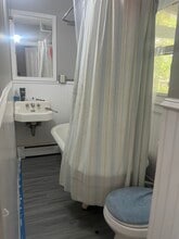 18 Woodruff Ct, Unit floor 23 in New Britain, CT - Building Photo - Building Photo