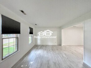 1004 Tottenham Ln in Virginia Beach, VA - Building Photo - Building Photo