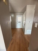 139 Elm St in Lockhart, TX - Building Photo - Building Photo