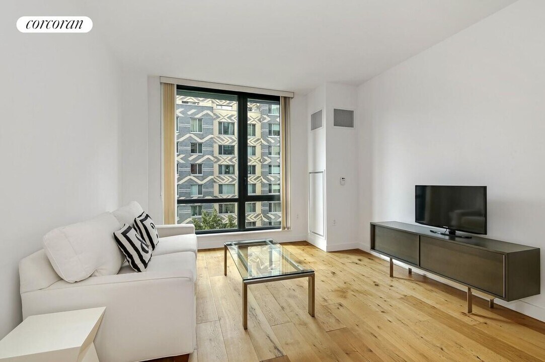 23 W 116th St in New York, NY - Building Photo
