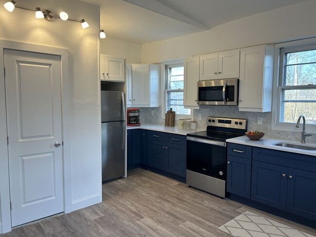 property at 124 W Wayne Ave