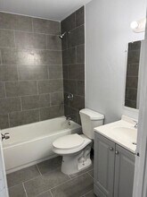 5865 Aurora Ct in Greenacres, FL - Building Photo - Building Photo