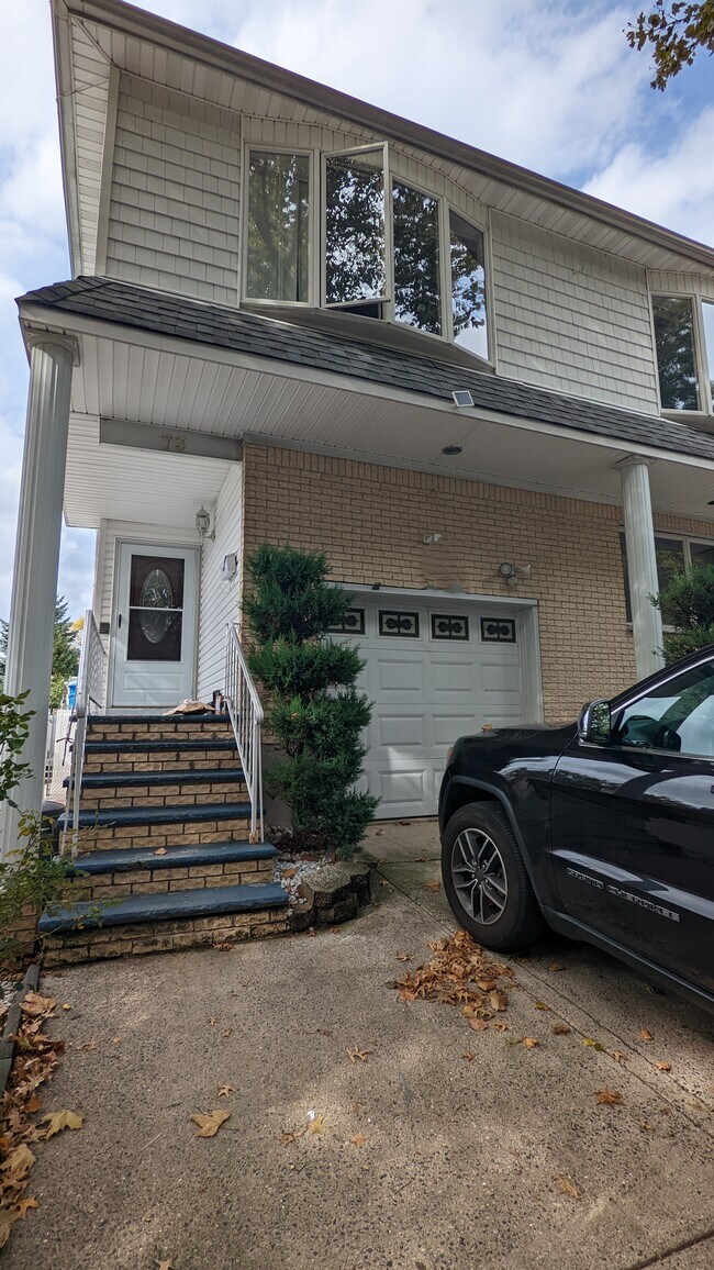 73 Remsen St Rentals in Staten Island, NY