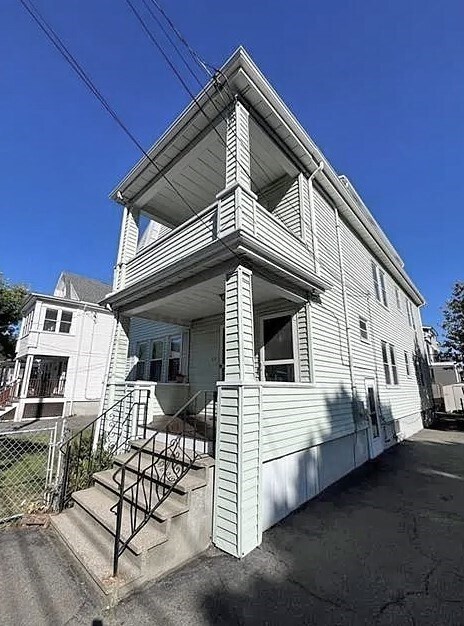 63 Park St in Arlington, MA - Building Photo - Building Photo