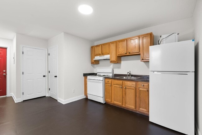 16 S Conkling St in Baltimore, MD - Building Photo - Building Photo