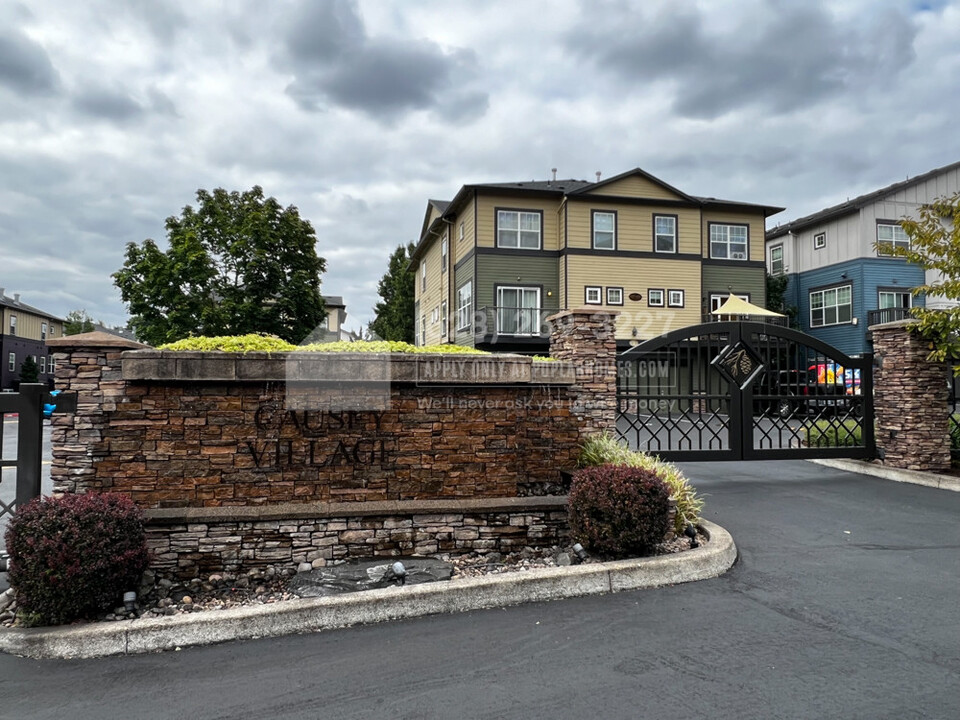 11228 SE Causey Cir in Happy Valley, OR - Building Photo