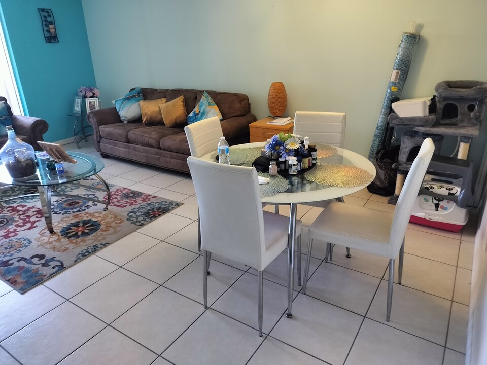 8760 SW 133rd Ave, Unit Horizons West in Miami, FL - Building Photo