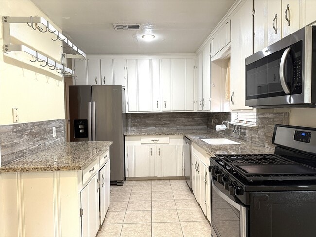 property at 3419 Linkwood Dr