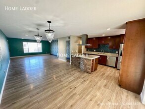 8323 E Sells Dr in Scottsdale, AZ - Building Photo - Building Photo