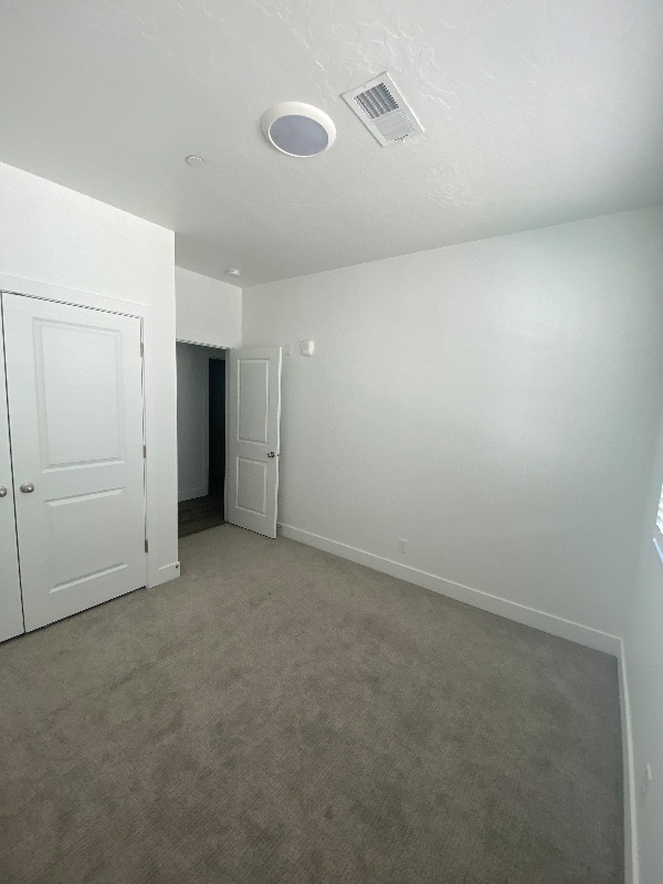5801 S Garnet Dr in Saint George, UT - Building Photo - Building Photo