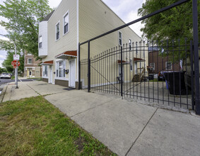 3101 W 38th St, Unit 2F in Chicago, IL - Foto de edificio - Building Photo