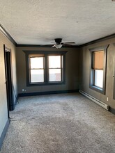 16 E 5th St, Unit 1 in Spencer, IA - Building Photo - Building Photo