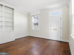 210 Gibbon St in Alexandria, VA - Building Photo - Building Photo