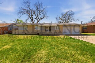 9711 W Birch Ln in Wichita, KS - Building Photo