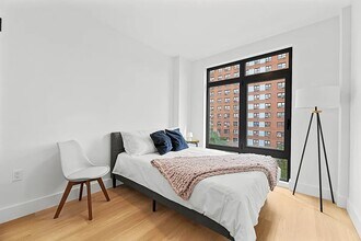 63 Pitt St in New York, NY - Building Photo - Building Photo