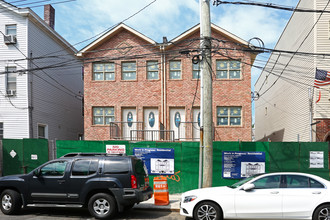 101-24 99th St in Ozone Park, NY - Building Photo - Building Photo