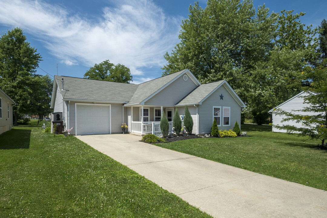 Mansfield Homes VI in Lexington, OH - Foto de edificio