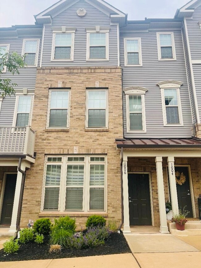 property at 1006 Station Rd