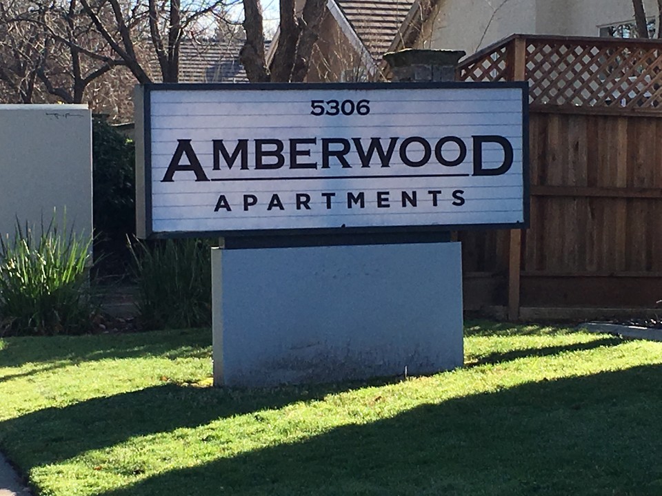 Amberwood Apartments in Carmichael, CA - Building Photo