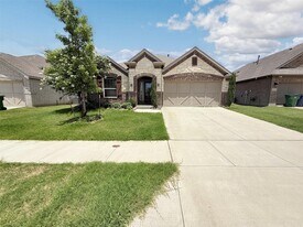6111 Gloucester Dr in Aubrey, TX - Building Photo