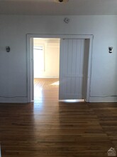 318 Warren St in Hudson, NY - Building Photo - Building Photo