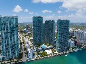 650 NE 32nd St, Unit 3708 in Miami, FL - Building Photo