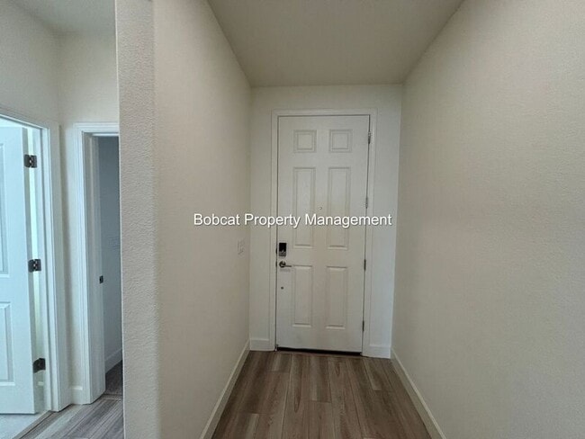 925 Nelle Dr in Minden, NV - Building Photo - Building Photo