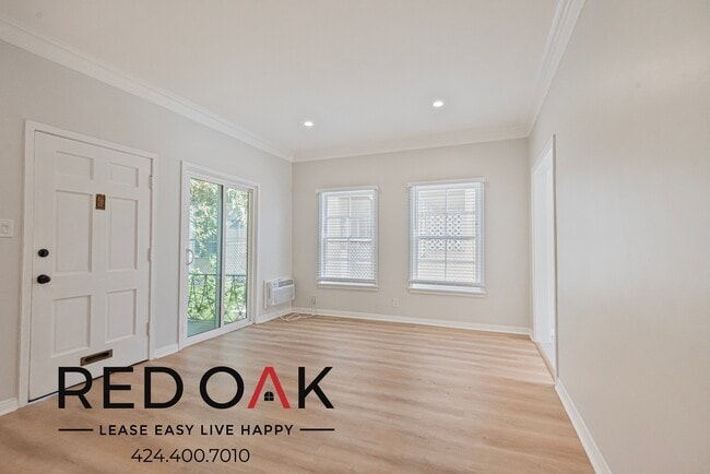 property at 241 S Kenmore Ave