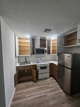 1135 SW Spruce St in Palm City, FL - Building Photo - Building Photo