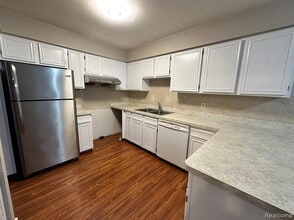 41778 Broquet Dr in Northville, MI - Building Photo - Building Photo