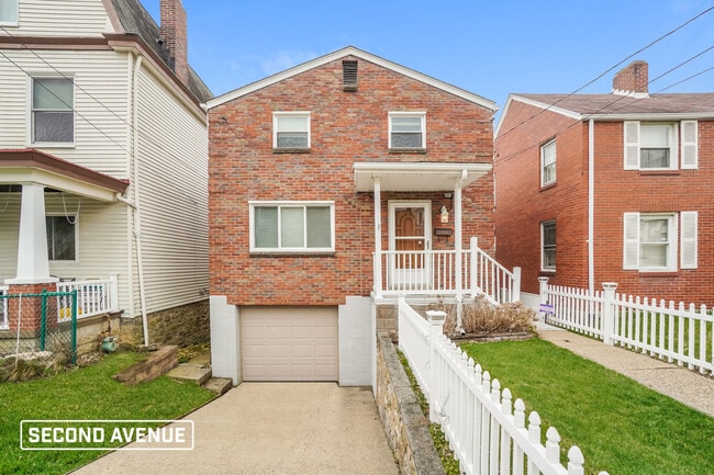 property at 1502 Methyl St