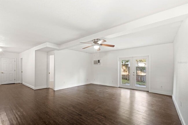 1918 S Ferncreek Ave in Orlando, FL - Building Photo - Building Photo