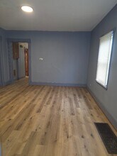 2714 W Walnut St in Milwaukee, WI - Building Photo - Building Photo