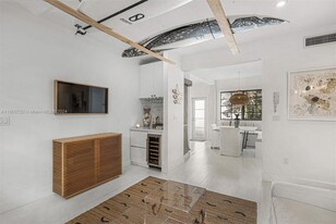 911 3rd St, Unit 6 in Miami Beach, FL - Building Photo - Building Photo