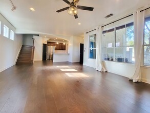 3406 Menchaca Rd in Austin, TX - Building Photo - Building Photo