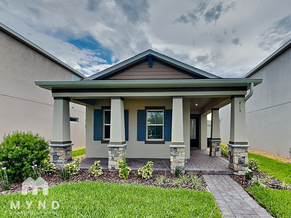 815 FIREROCK LN in Debary, FL - Building Photo