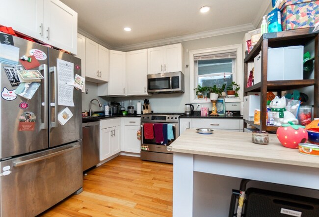 property at 279 Concord Ave
