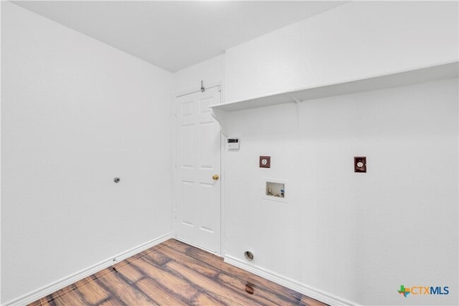 4205 Thunder Creek Dr