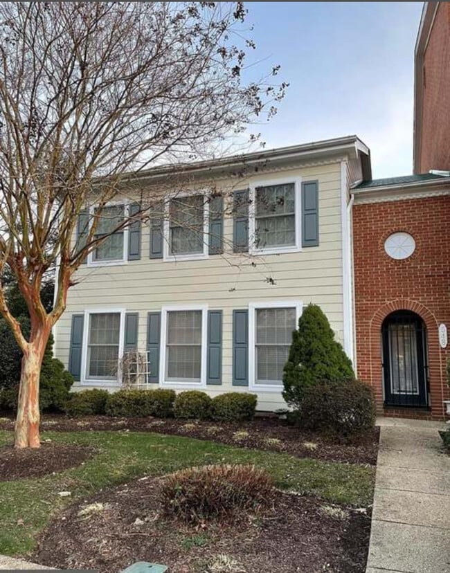 property at 548 Quince Ct