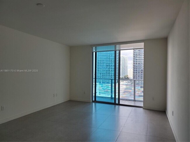 1100 S Miami Ave in Miami, FL - Building Photo - Building Photo