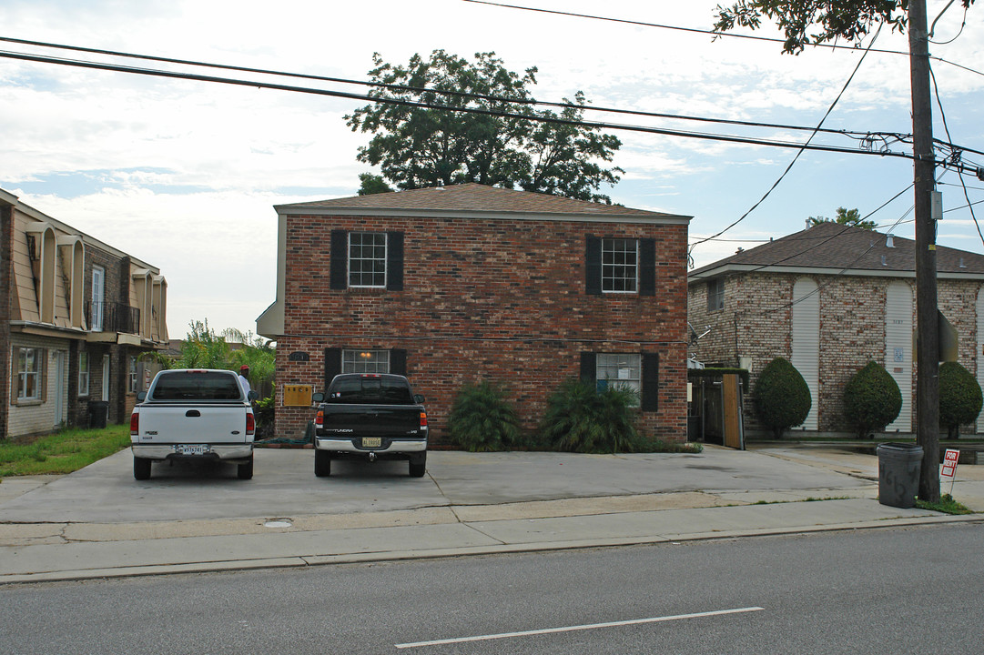 3913 Transcontinental Dr in Metairie, LA - Building Photo