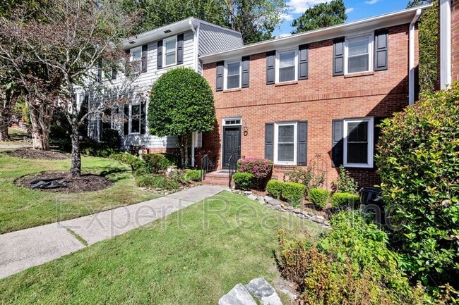 25 The Falls Dr