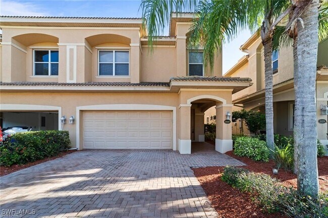 20244 Larino Loop in Estero, FL - Foto de edificio - Building Photo