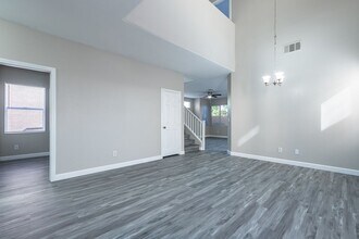 7019 Azure Beach St in Las Vegas, NV - Building Photo - Building Photo