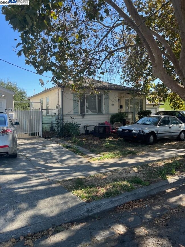 property at 620 Hilton Ave