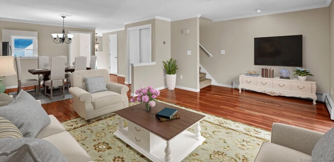 14 Kowal Ct in Newington, CT - Building Photo - Building Photo