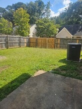 500 Jaclyn Cir in Mcdonough, GA - Building Photo - Building Photo