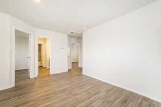 2190 Middle Rdg Dr in Conroe, TX - Building Photo - Building Photo