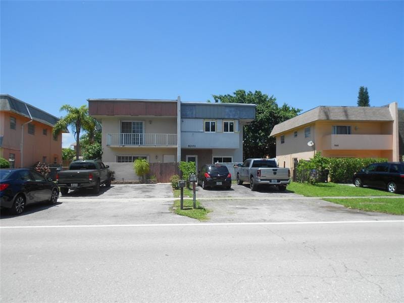 8001 Forest Blvd in North Lauderdale, FL - Building Photo